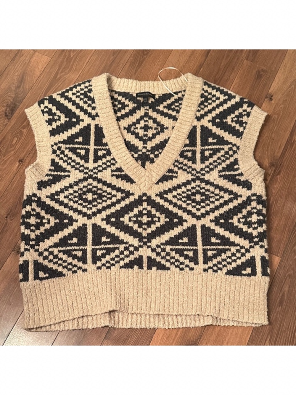 Banana Republic Heritage Oversized Sweater Vest.  size M/L - Picture 2 of 9